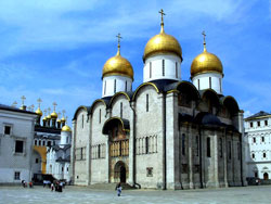 KREMLIN WITH ASSUMPTION CATHEDRAL